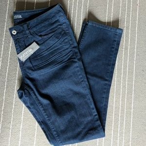 Yummie Tummie. 33. Jeans. NWT.